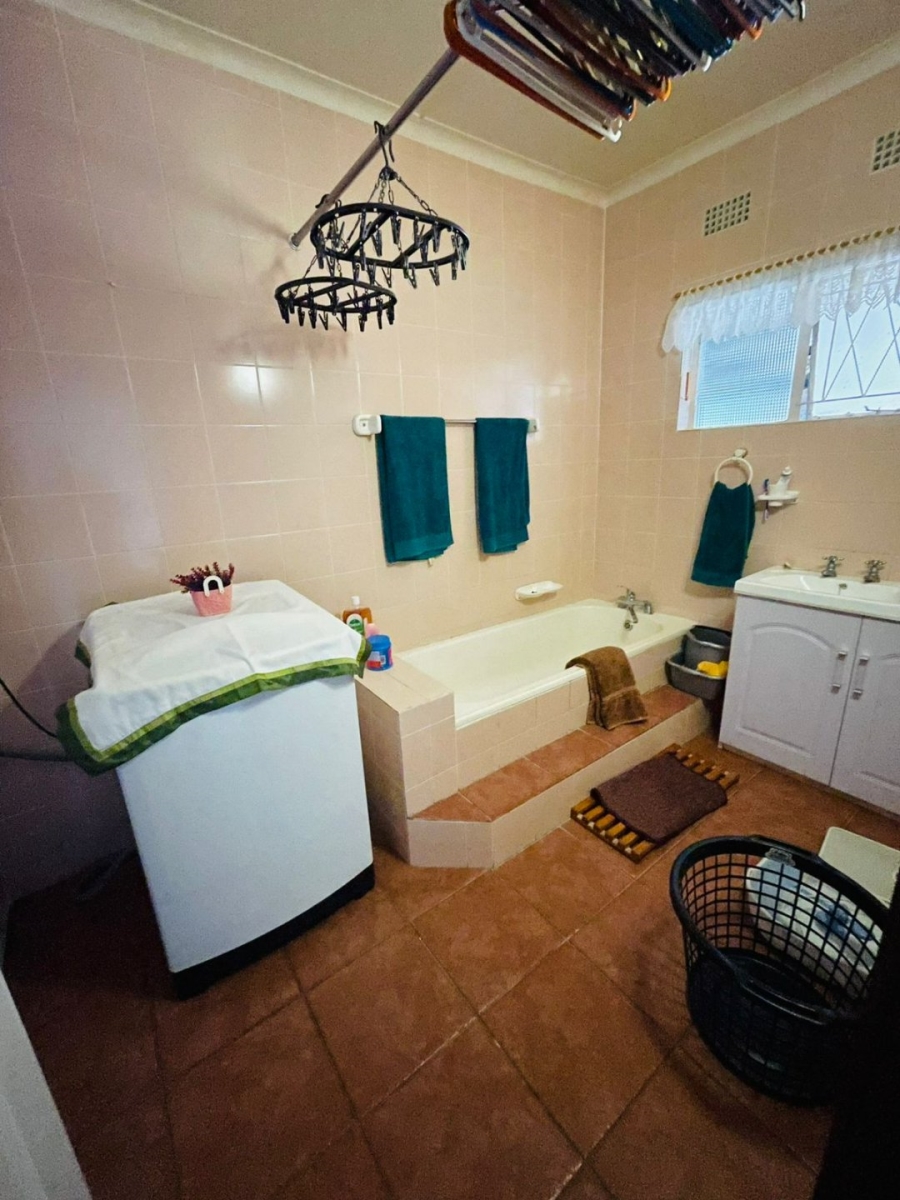 3 Bedroom Property for Sale in Amalinda Eastern Cape